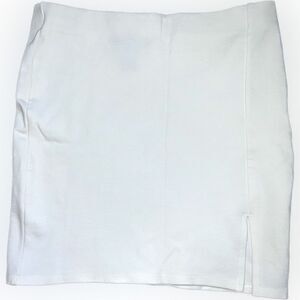 3 FOR $15 🙌🏼 White Small Forever 21 Fitted Mini Skirt Front Slit Pull On Stretch
